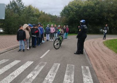 Viertklässler der KWS machen Fahrradführerschein